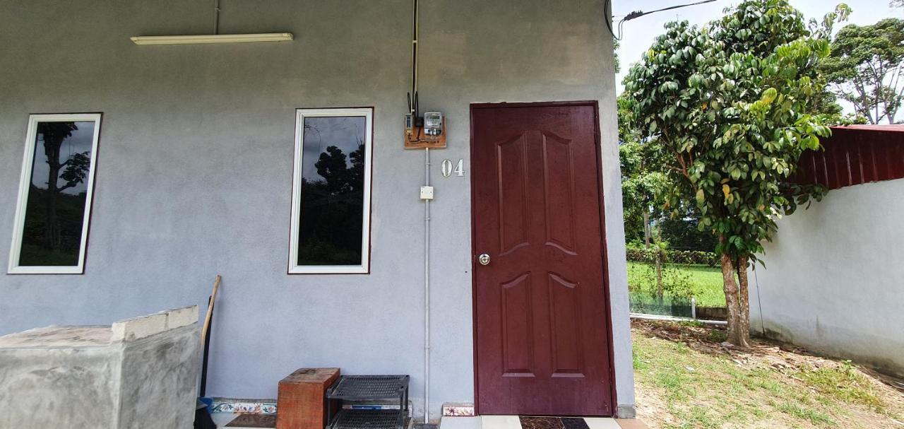 Chalet Kampong Semawar Kuala Kangsar Exteriér fotografie